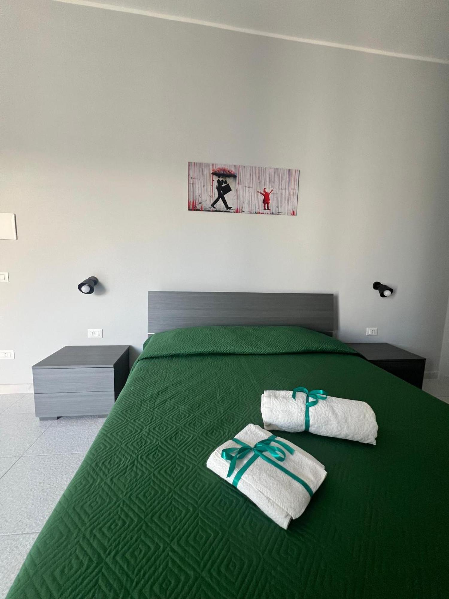 Settetrequattro Rooms Сиракузы Экстерьер фото